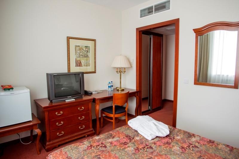 Atyrau Dastan Hotel Eksteriør bilde