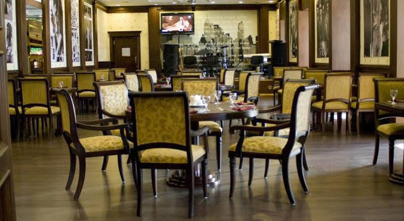 Atyrau Dastan Hotel Eksteriør bilde