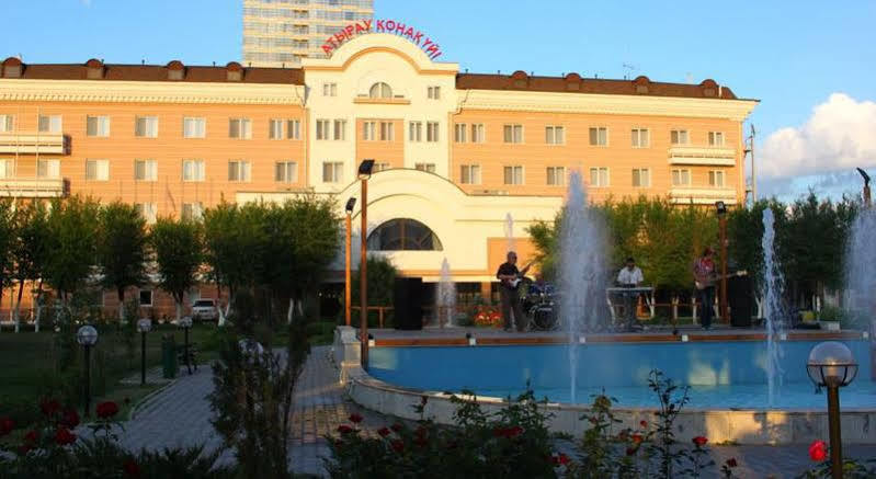 Atyrau Dastan Hotel Eksteriør bilde